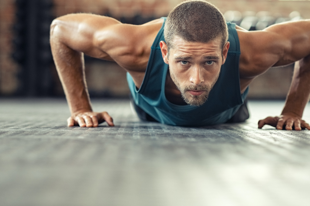 Se Muscler les Bras : Conseils et Exercices pour Raffermir Biceps et Triceps